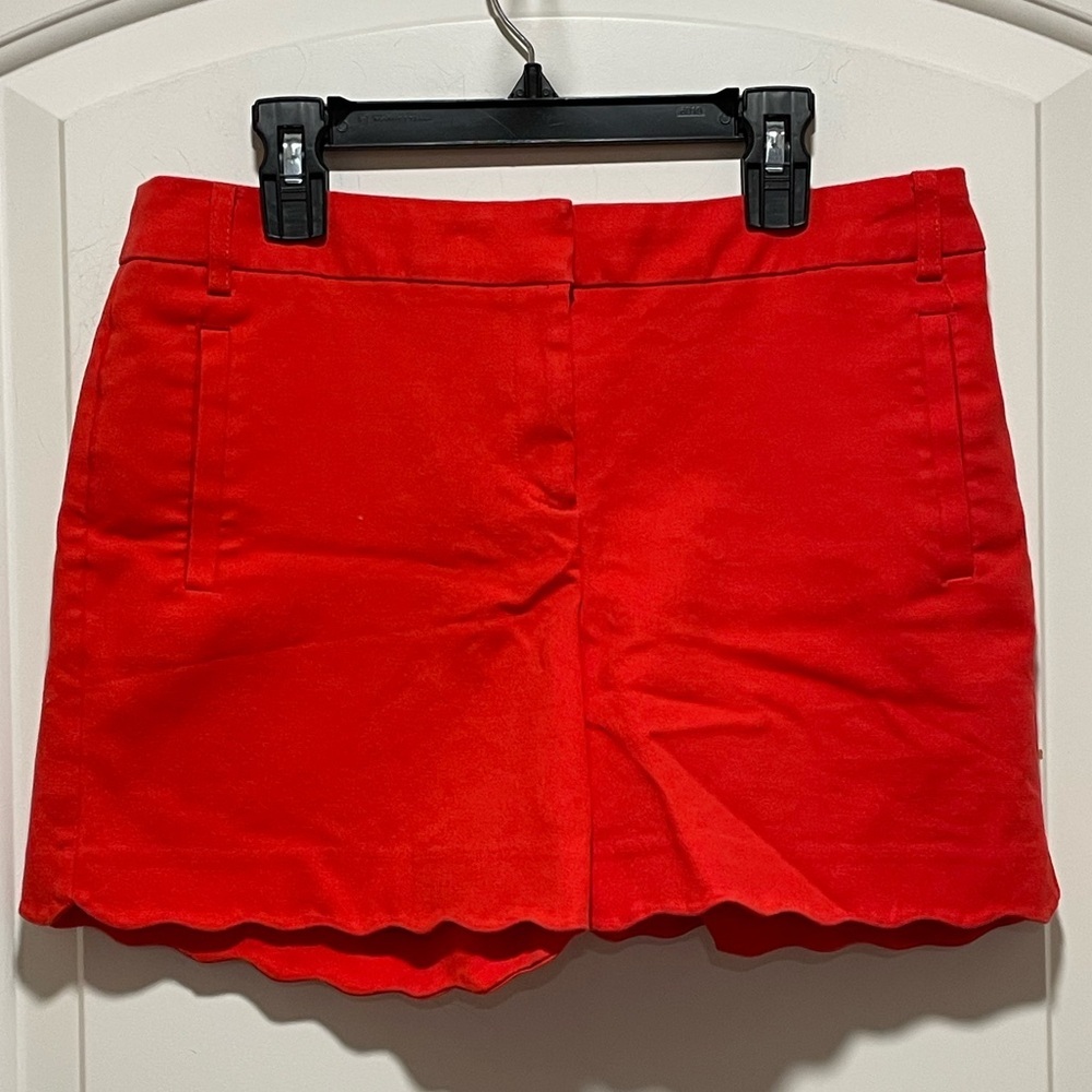 Anne Klein Women’s Size 4 4.5” Vibrant Red Preppy Coquette Shorts Scalloped Hem - Picture 1 of 12